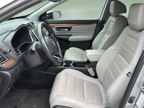 Used 2019 Honda CR-V Touring image 12