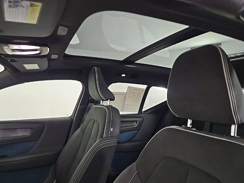 Certified 2023 Volvo XC40 Recharge Plus w/ Protection Package Premier image 18