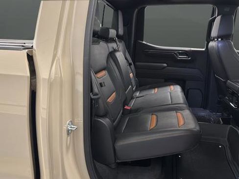 Used 2022 GMC Sierra 1500 AT4 w/ AT4 Premium Package image 26
