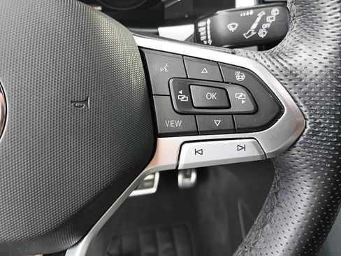 Used 2022 Volkswagen Atlas Cross Sport SEL Premium R-Line AWD/4WD image 15