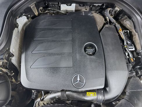 Used 2020 Mercedes-Benz GLC 300 image 39