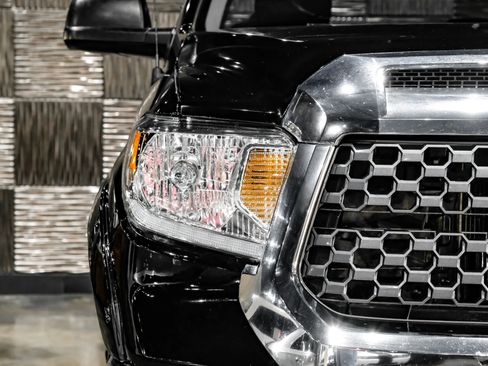 Used 2019 Toyota Tundra SR5 w/ SR5 Upgrade Package image 56