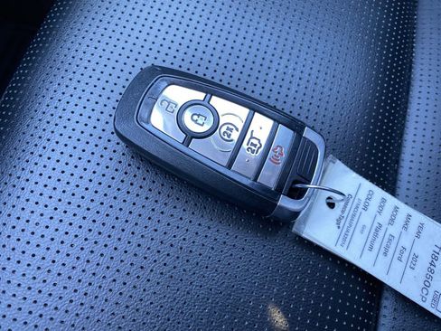 Certified 2023 Ford Escape Platinum image 36