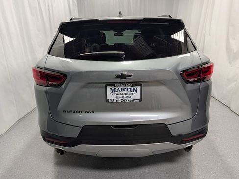 Certified 2024 Chevrolet Blazer LT w/ Midnight/Sport Edition AWD/4WD image 4