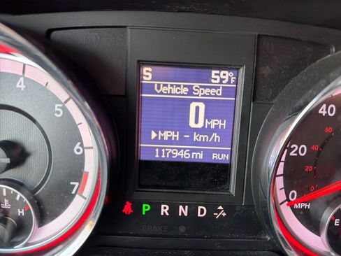 Used 2019 Dodge Grand Caravan GT image 25