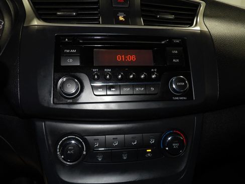 Used 2017 Nissan Sentra S FWD image 13