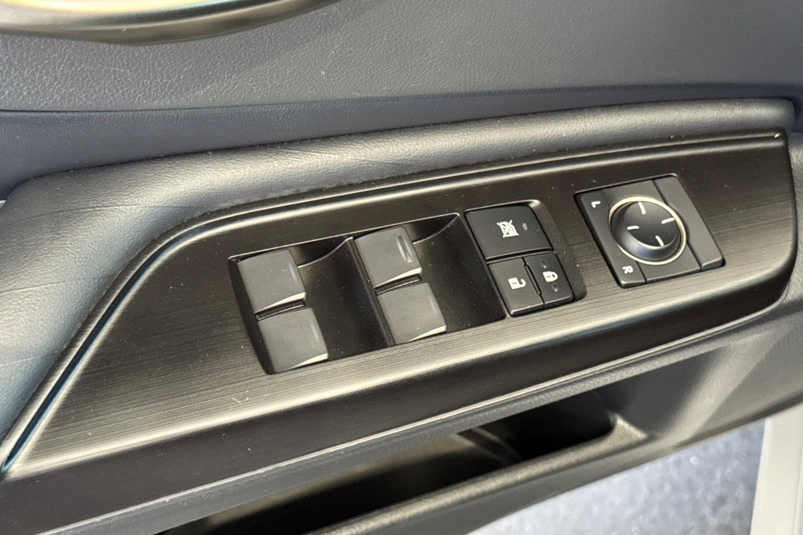 Used 2019 Lexus ES 350 w/ Accessory Package FWD image 13