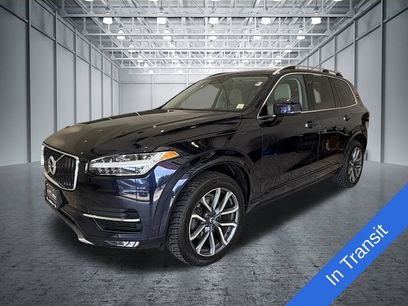 Used 2019 Volvo XC90 T5 Momentum w/ Multimedia Package