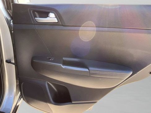 Certified 2020 Kia Sportage LX image 31