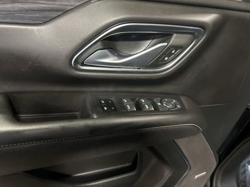 Used 2024 GMC Yukon SLT image 17