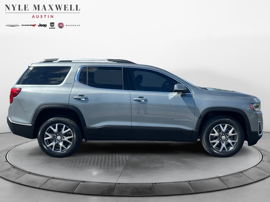 Used 2023 GMC Acadia SLT FWD image 17