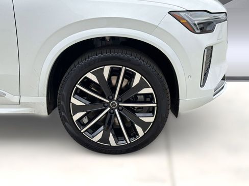 New 2026 Volvo XC90 T8 Plus w/ Protection Package AWD/4WD image 11