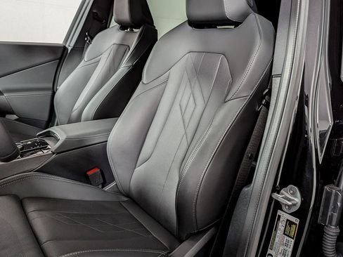 Used 2025 BMW X3 xDrive30i w/ Convenience Package image 16