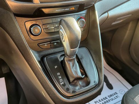 Used 2019 Ford Transit Connect XL FWD image 27