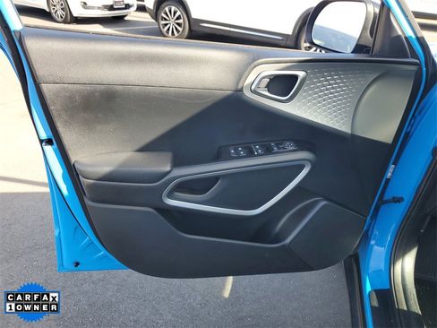 Used 2023 Kia Soul S image 19