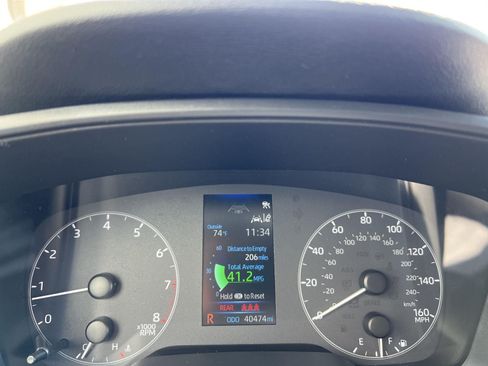 Used 2025 Toyota Corolla LE FWD image 21