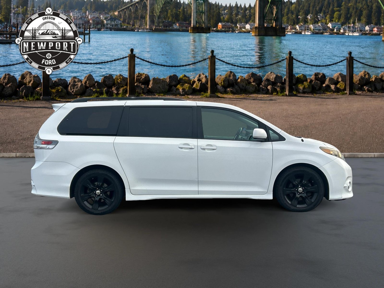 Used 2011 Toyota Sienna SE w/ Preferred Pkg FWD image 10