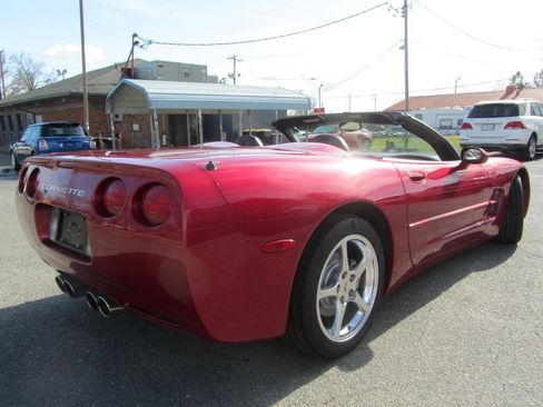 Used 2001 Chevrolet Corvette Convertible w/ Preferred Equipment Group2 image 10