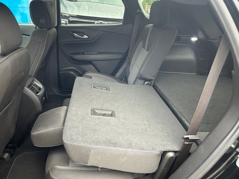 Used 2025 Chevrolet Blazer LT image 31