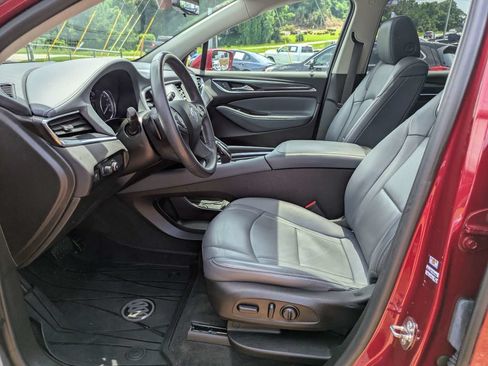 Used 2019 Buick Enclave Essence FWD image 24
