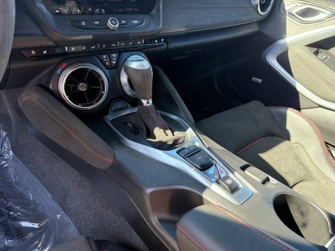 Used 2020 Chevrolet Camaro ZL1 RWD image 13