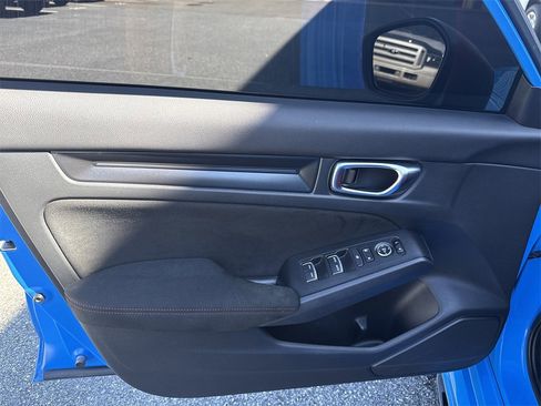 Used 2023 Honda Civic Type R image 10