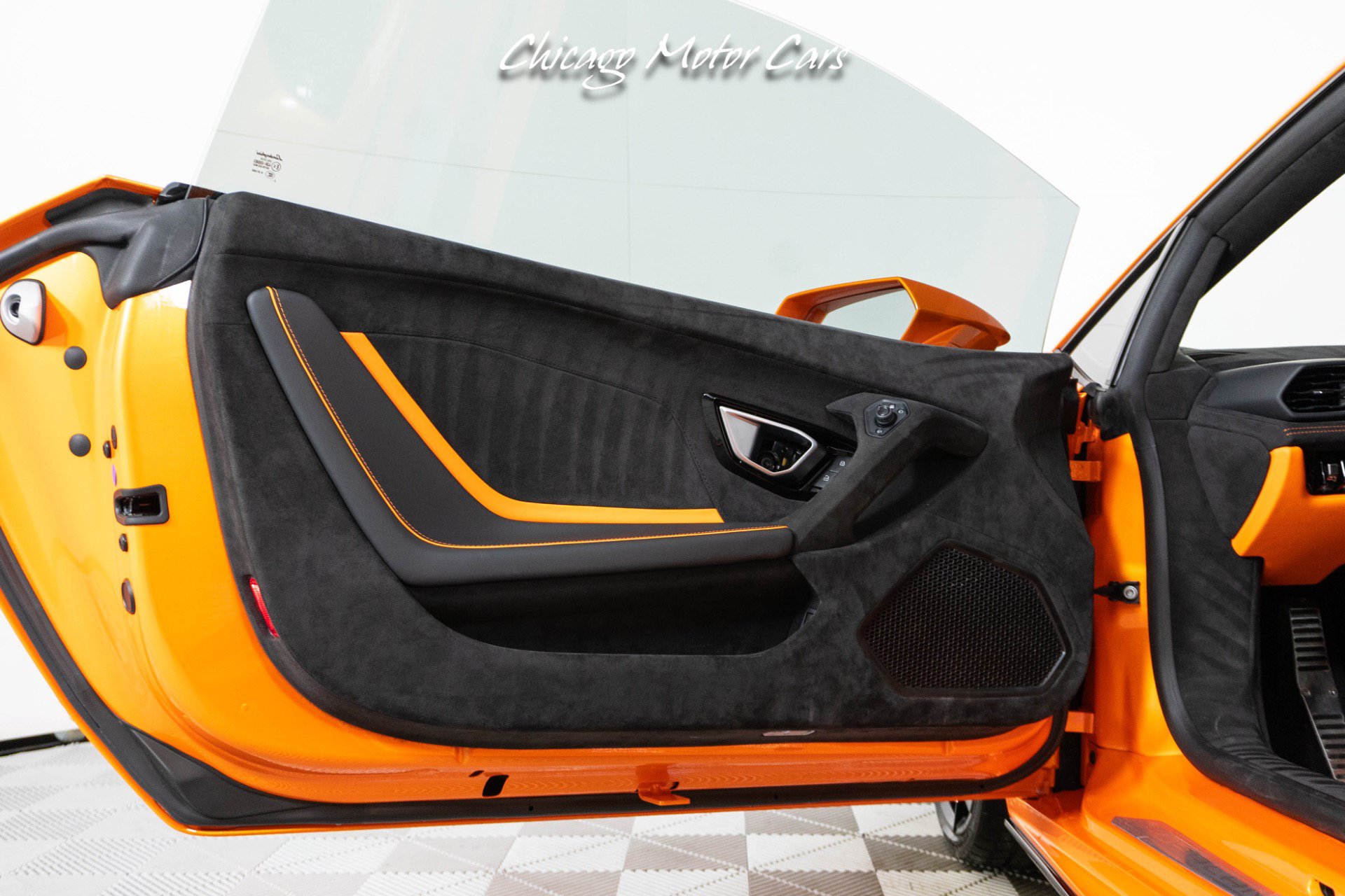 Used 2023 Lamborghini Huracan Tecnica RWD image 21