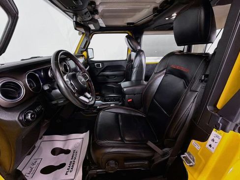Used 2019 Jeep Wrangler Rubicon w/ Uconnect 4C Nav & Sound Group AWD/4WD image 21
