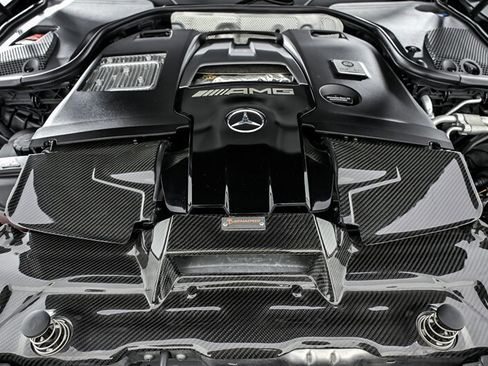 Used 2018 Mercedes-Benz E 63 AMG S image 12