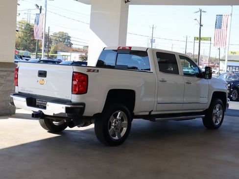 Used 2016 Chevrolet Silverado 2500 LTZ w/ Duramax Plus Package image 5