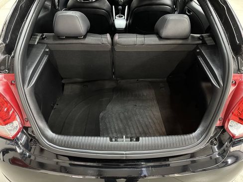 Used 2015 Hyundai Veloster RE:FLEX Edition FWD image 8