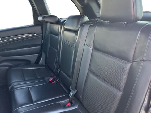 Used 2015 Jeep Grand Cherokee High Altitude RWD image 13