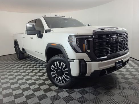 Used 2024 GMC Sierra 3500 Denali Ultimate image 1