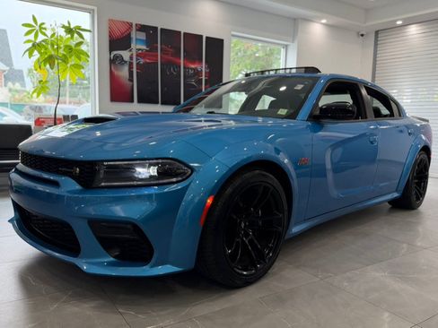 Used 2023 Dodge Charger Scat Pack RWD image 4