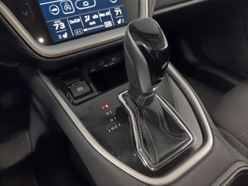 Used 2022 Subaru Outback Premium image 25