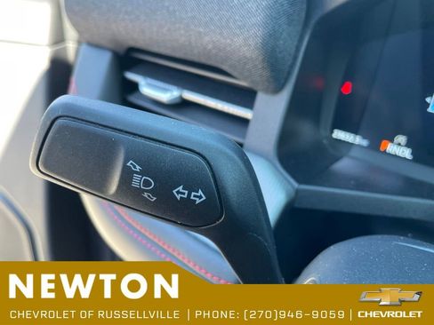 Used 2025 Ford Explorer ST-Line w/ ST-Line Street Pack AWD/4WD image 17