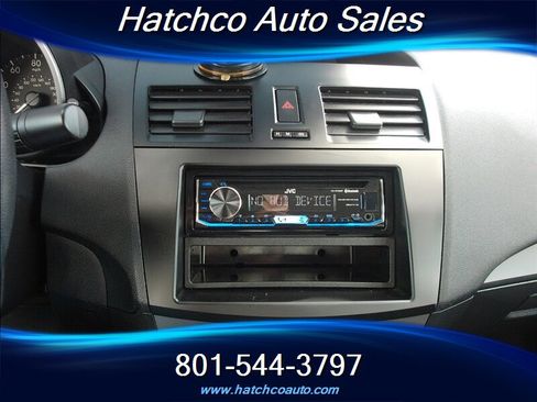Used 2011 MAZDA MAZDA3 i Sport FWD image 24