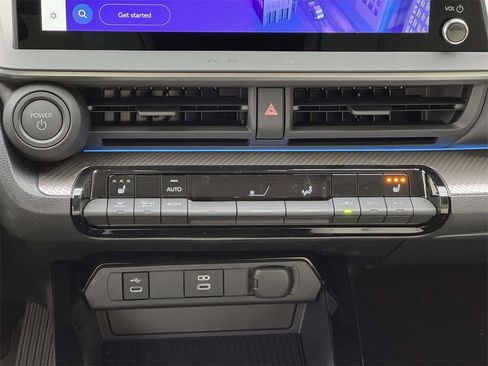 New 2026 Toyota Prius XLE image 5