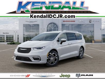 New 2026 Chrysler Pacifica Pinnacle