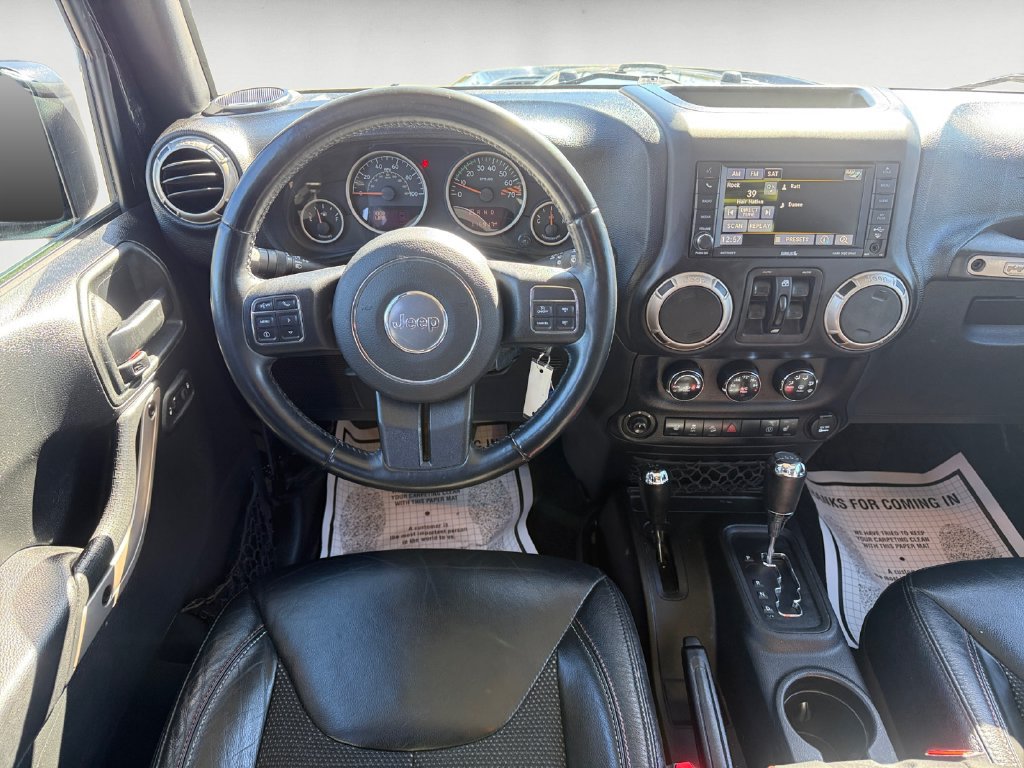 Used 2016 Jeep Wrangler Unlimited Sahara AWD/4WD image 12