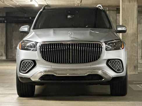 New 2025 Mercedes-Benz Maybach GLS 600 4MATIC image 5