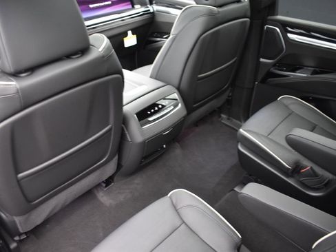 Certified 2026 Cadillac Escalade Sport w/ Touring Package image 27