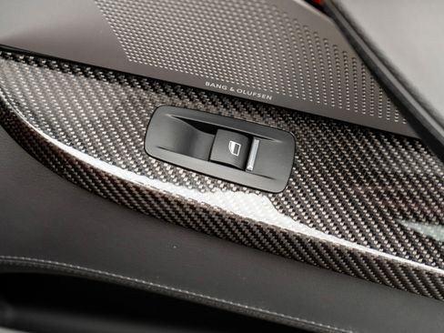 Used 2014 BMW M6 Convertible image 39