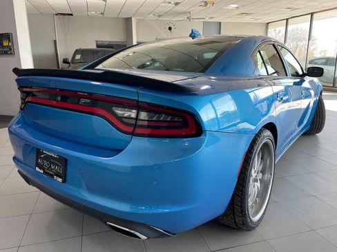 Used 2015 Dodge Charger R/T w/ Plus Group image 7