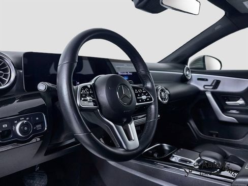 Used 2019 Mercedes-Benz A 220 w/ Premium Package image 9