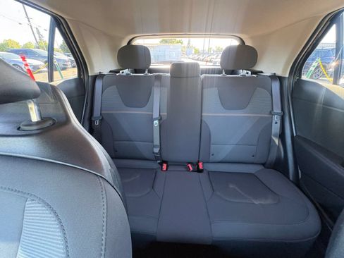 Used 2026 Kia Niro LX FWD image 36