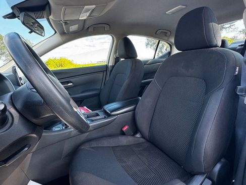 Used 2022 Nissan Sentra S image 10