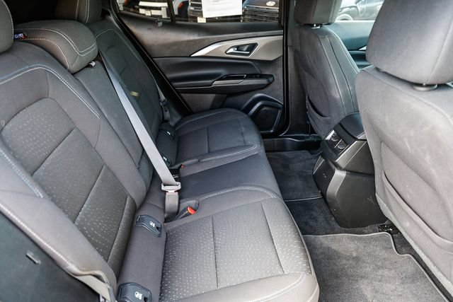 Used 2025 Chevrolet Equinox EV LT FWD image 19