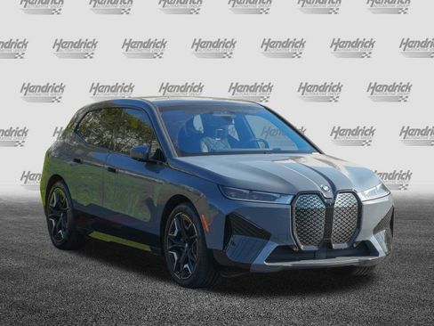 Used 2023 BMW iX xDrive50 w/ Premium Package AWD/4WD image 2