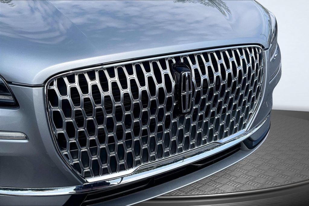 Used 2023 Lincoln Corsair FWD image 32